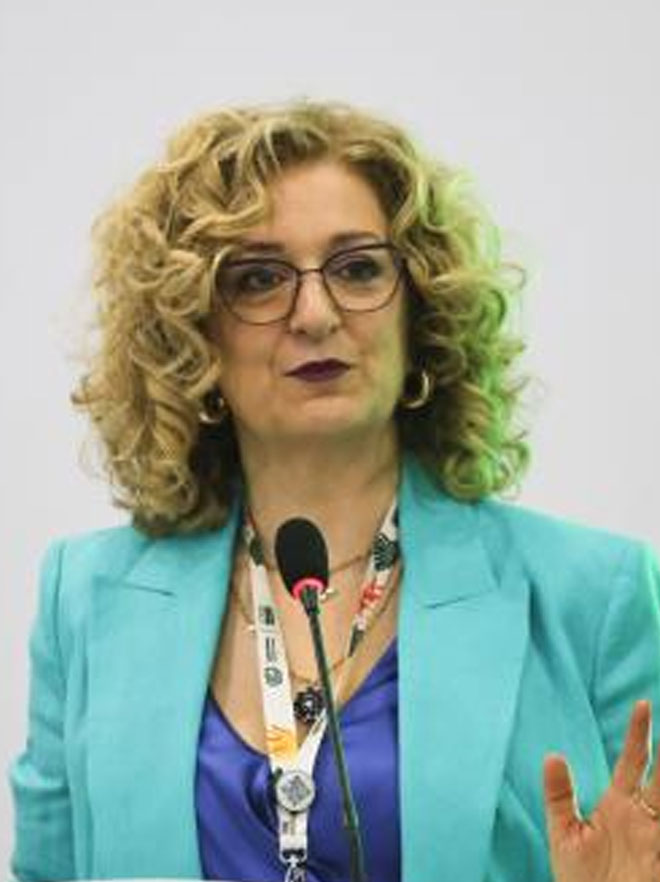 Ms Alessandra Fidanza